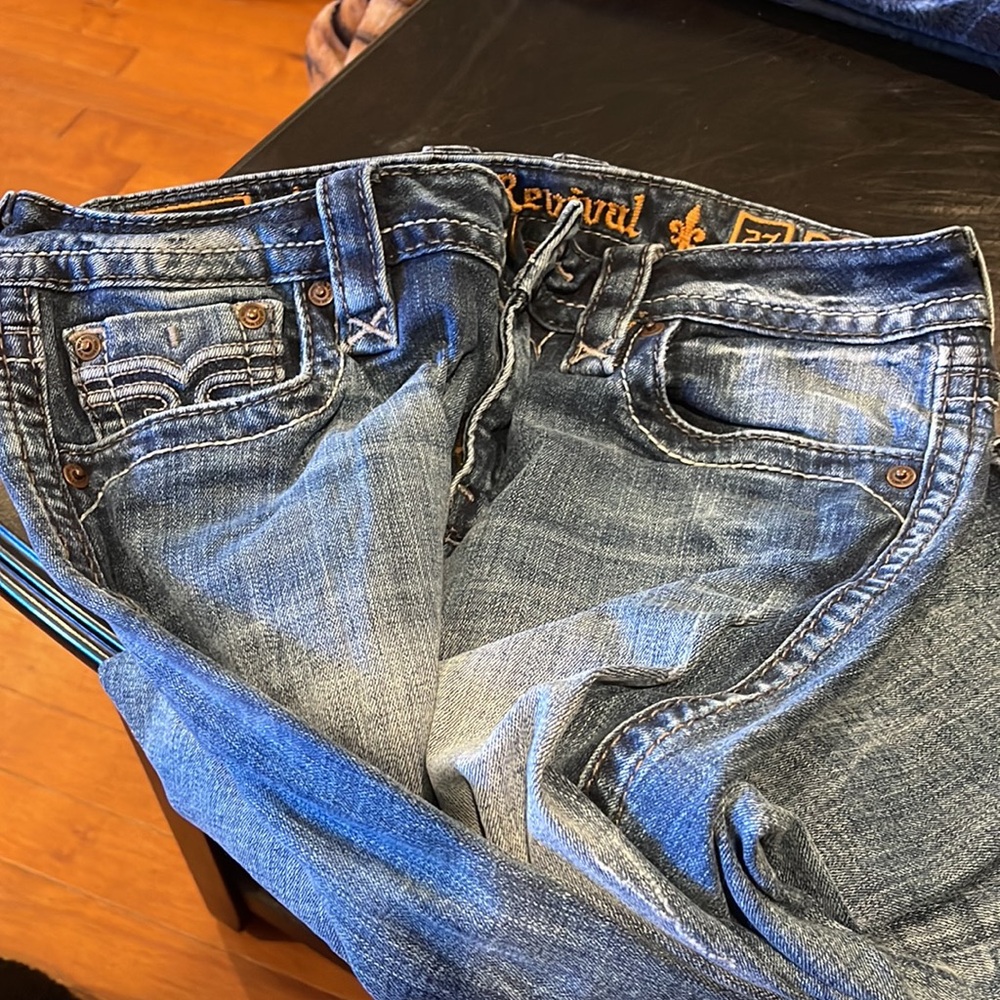 Rock Revival Mid-Rise ‘Muna’ Skinny Jeans - Picture 4 of 5